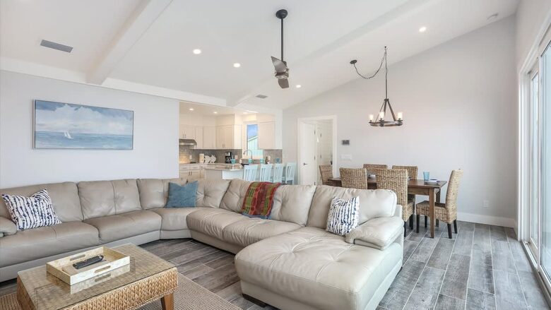 Modern Oceanfront Retreat on Ponte Vedra Beach - Jacksonville Beach, Florida