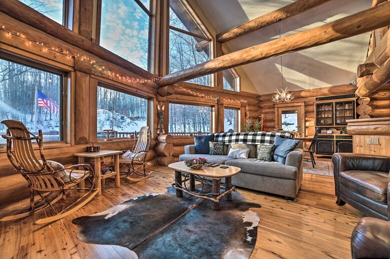 Social Chalet at Schuss Mountain - Mancelona, Michigan
