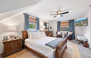 Resort-Style Jupiter Retreat on 1.25 Acres - Jupiter, Florida