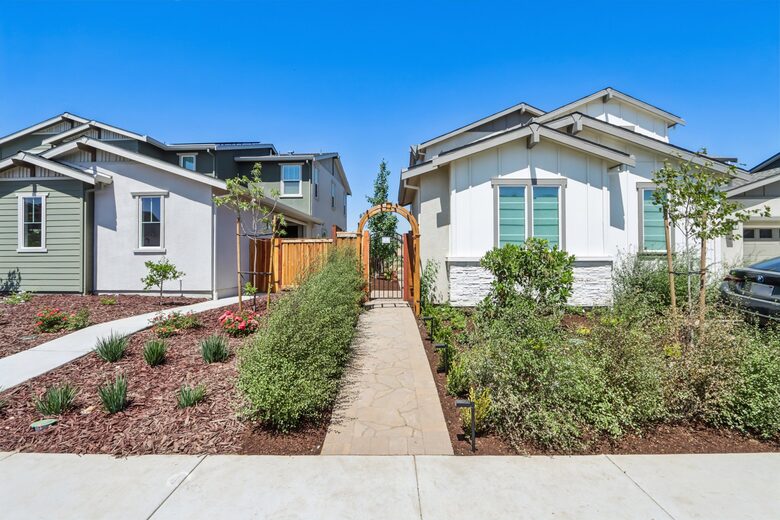 Quiet Northern California Getaway with Hilltop Views - Vacaville, California