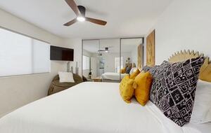 Cheery Palm Desert Retreat Near Golf, Tennis & Coachella - Palm Desert, California
