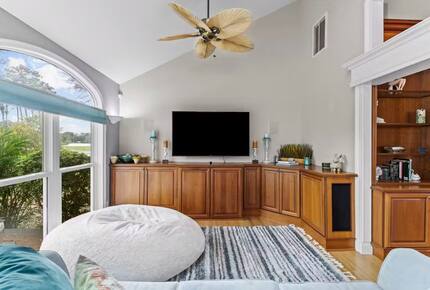Private Waterfront Golf-View Escape in Sunset Beach - Sunset Beach, North Carolina