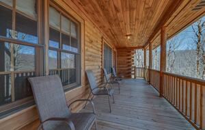 Private White Oak Mountain Retreat with Expansive Decks - Columbus, North Carolina
