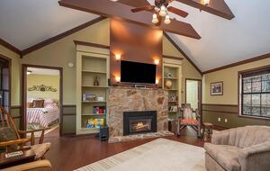 Peaceful Forest Escape Near Lake Lure & Tryon - Columbus, North Carolina