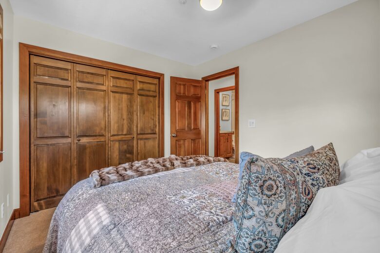 Chic Park City Townhome with Warm Mountain Style - Park City, Utah