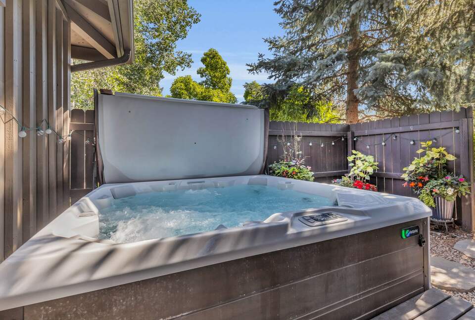 Chic Park City Townhome with Warm Mountain Style - Park City, Utah