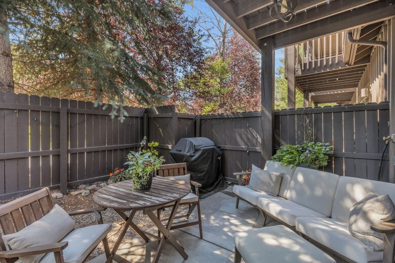 Chic Park City Townhome with Warm Mountain Style - Park City, Utah
