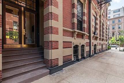 Designer Back Bay Hideaway - Boston, Massachusetts