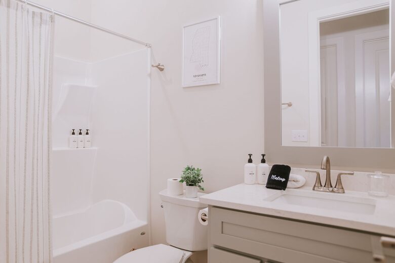 A Restorative Luxury Home in the Heart of Ocean Springs - Ocean Springs, Mississippi