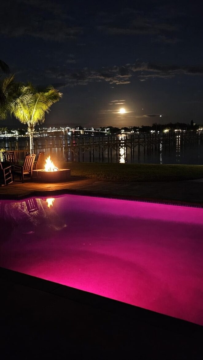 Grand Six-Bedroom Estate on Florida’s Intracoastal - Lantana, Florida