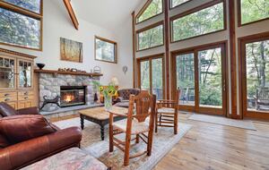 Private Sandy Beach Home on Lake Naomi - Pocono Pines, Pennsylvania