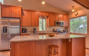 Spacious Sunriver Retreat Near the Deschutes River - Sunriver, Oregon