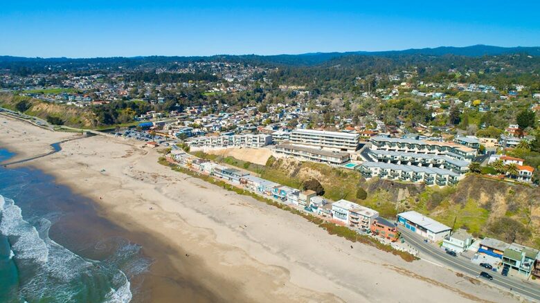 Oceanfront Rio Del Mar Retreat with Panoramic Views - Aptos, California