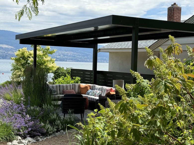 Okanagan Lakefront Retreat with Private Dock - Summerland, Canada
