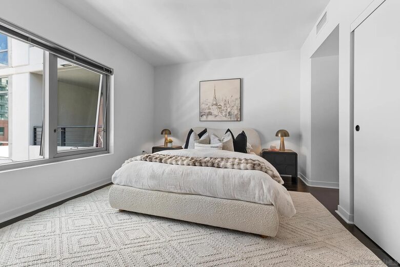 Quiet Retreat in the Heart of Little Italy - San Diego, California