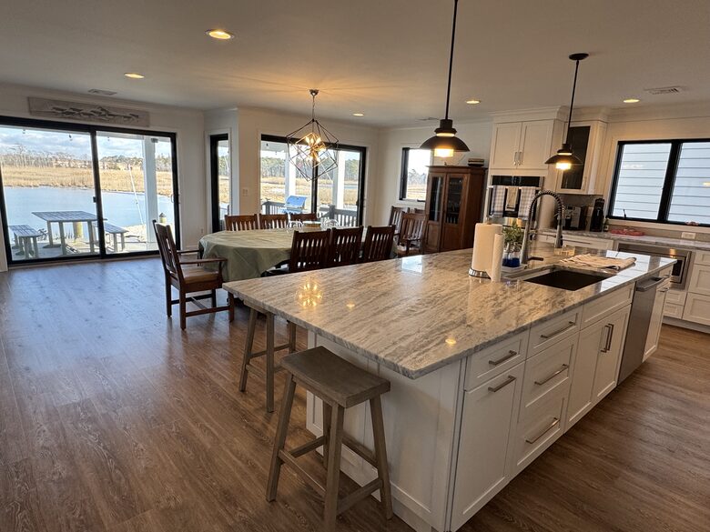 Waterfront Coastal Retreat on Barnegat Bay - Brick, New Jersey