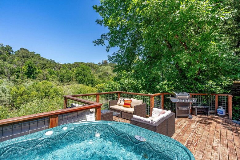 River View Lodge on the Russian River - Healdsburg, California