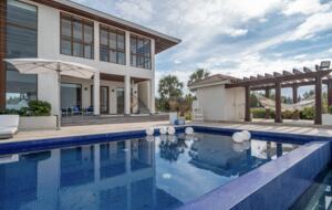 Ocean Pearl | A Refined Bimini Retreat - Alice Town, Bahamas