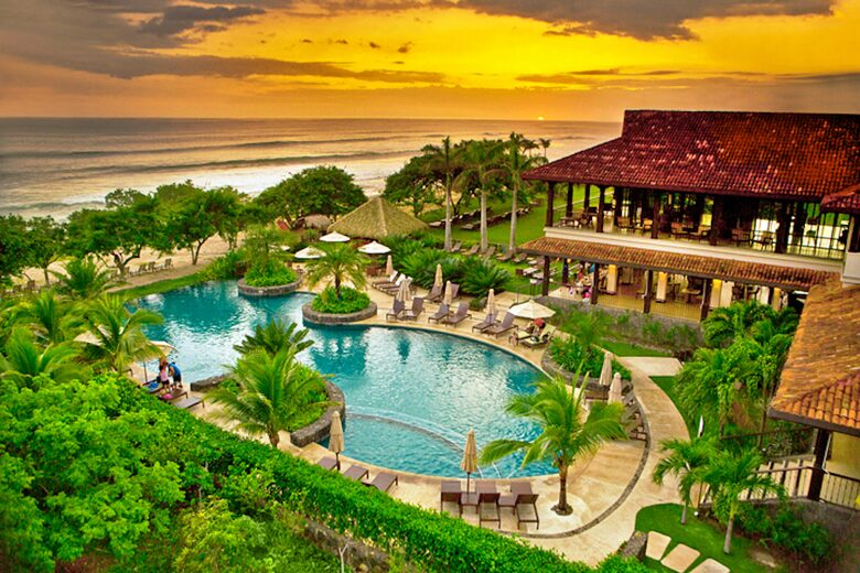 Elegant Escape in Hacienda Pinilla with Private Pool - Tamarindo, Costa Rica