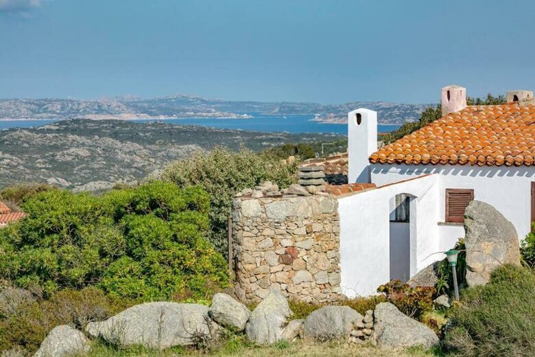 Villa Giuliana | A Private Hilltop Home in Gallura - Santa Teresa di Gallura, Italy