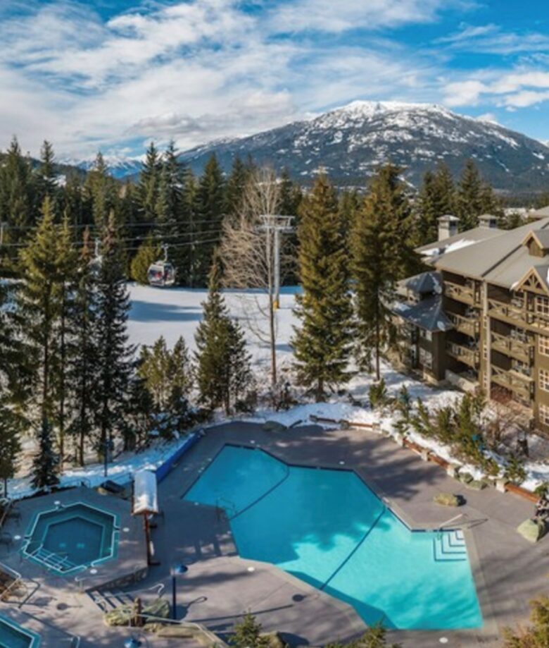 Blackcomb Mountain Ski-In Ski-Out Family Retreat - Whistler, Canada