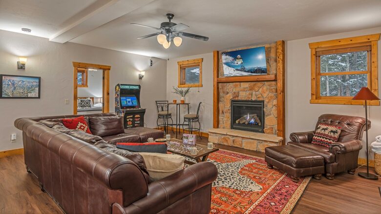 Blue River Mountain Retreat Near Breckenridge - Breckenridge, Colorado