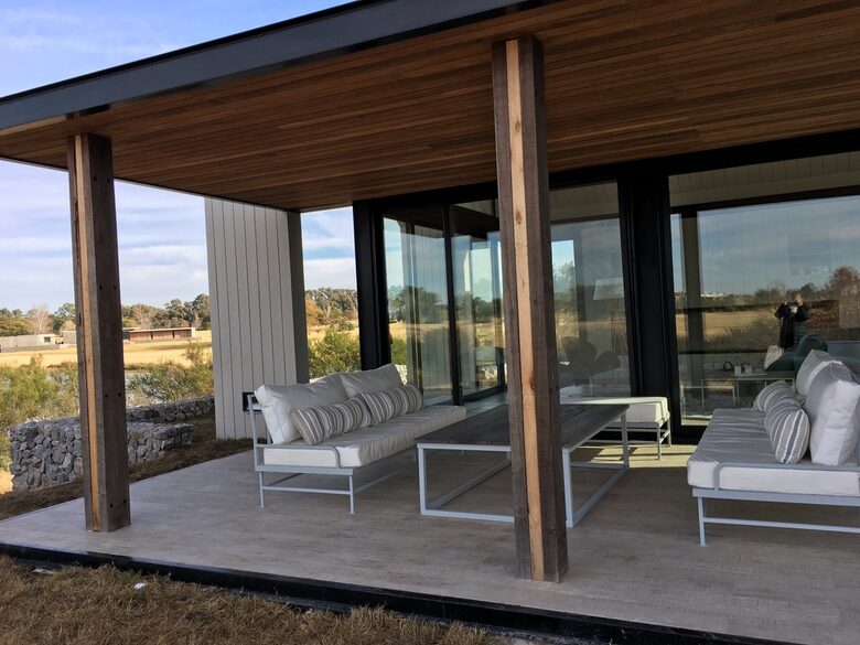 Outdoor living room