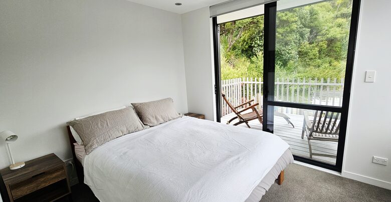 Elevated Harbour View Home with Exceptional Privacy in Mahurangi West - Warkworth, New Zealand