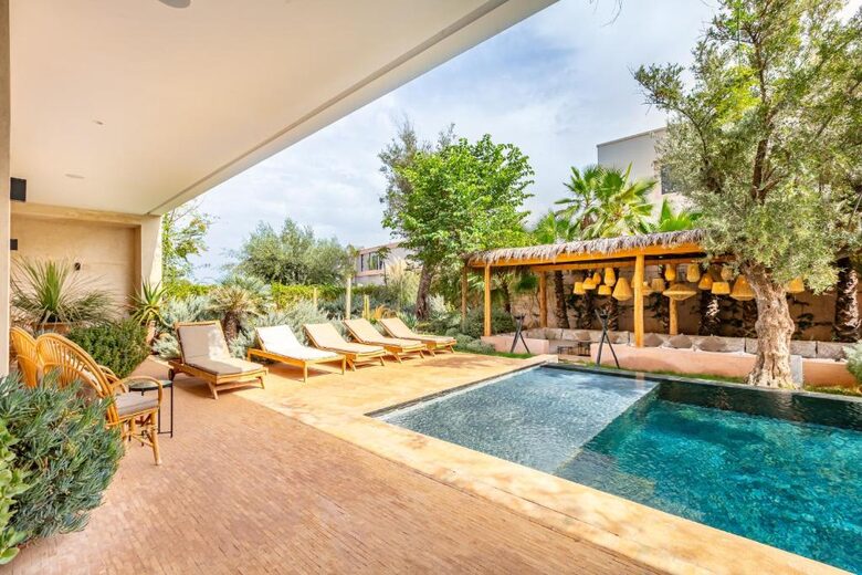 A Sophisticated Six-Bedroom Villa in Amelkis Golf Residence - Marrakesh, Morocco