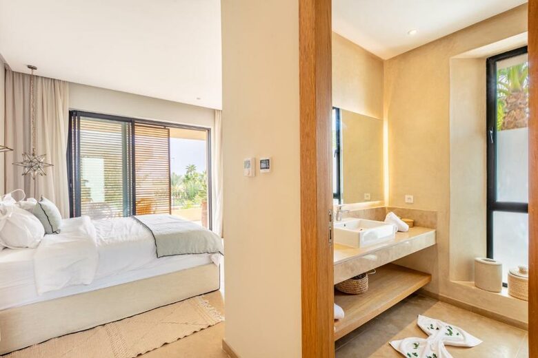 A Sophisticated Six-Bedroom Villa in Amelkis Golf Residence - Marrakesh, Morocco