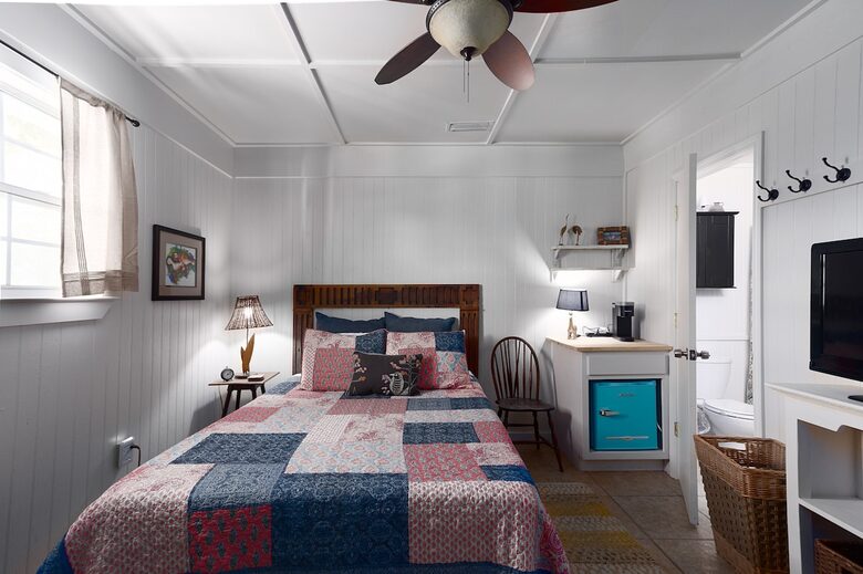 Classic Gulf Shores Cottage with Private Beach Access - Gulf Shores, Alabama