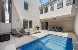 Five-Bedroom Home with Courtyard Pool Near Sand Hollow Reservoir - Hurricane, Utah