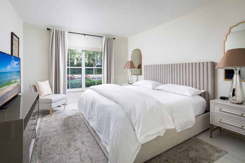 Guest bedroom