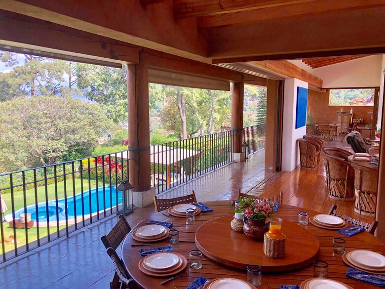 Valle de Bravo Estate with Villa & Private Bungalow-Casa Majaika. - Valle de Bravo, Mexico