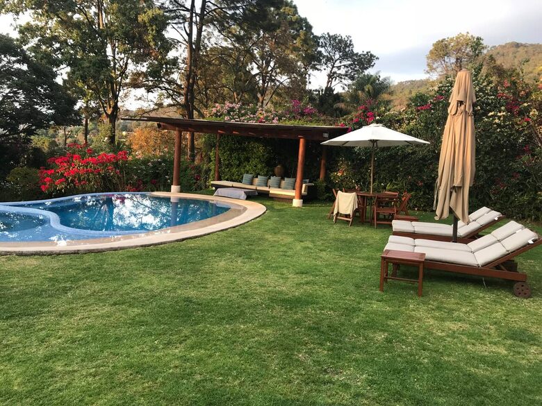 Valle de Bravo Estate with Villa & Private Bungalow-Casa Majaika. - Valle de Bravo, Mexico