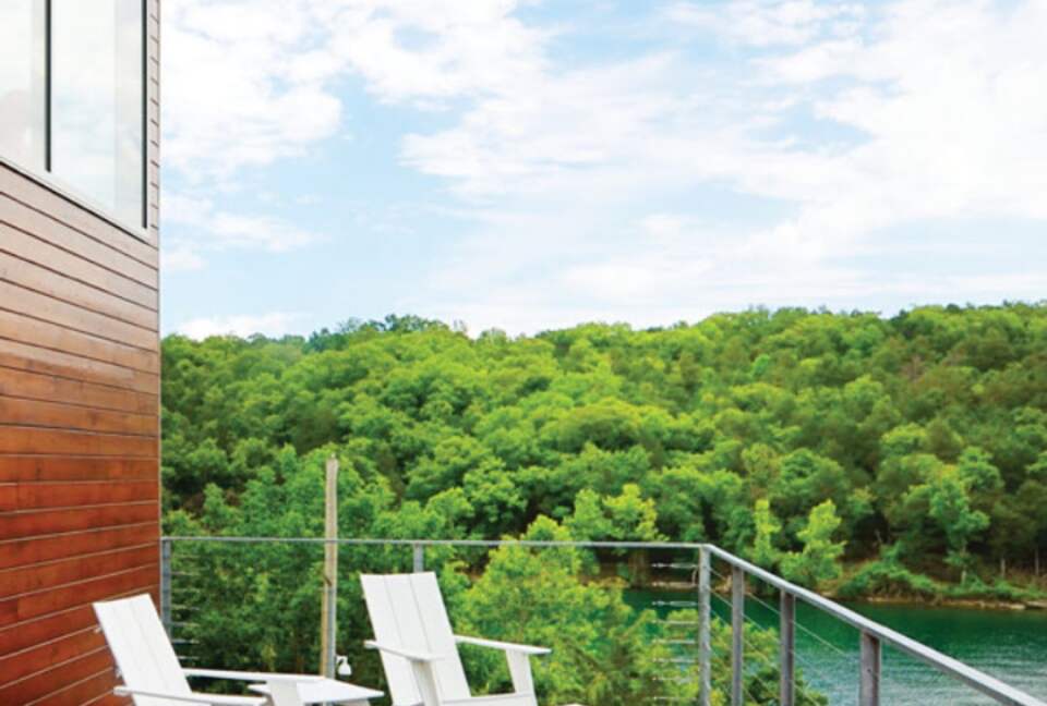 Architectural Lakeview Retreat in Branson West - Branson West, Missouri
