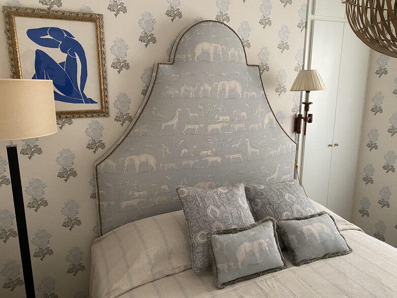 Guest bedroom