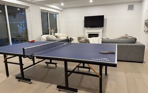 Private Valley Estate with Pool and Hot Tub near Sidney and Victoria - North Saanich, Canada