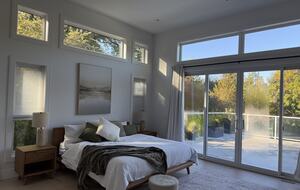 Private Valley Estate with Pool and Hot Tub near Sidney and Victoria - North Saanich, Canada