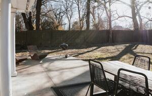 Midtown Springfield Bungalow with Walkable Location and Private Fenced Yard - Springfield, Missouri