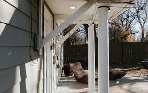 Midtown Springfield Bungalow with Walkable Location and Private Fenced Yard - Springfield, Missouri