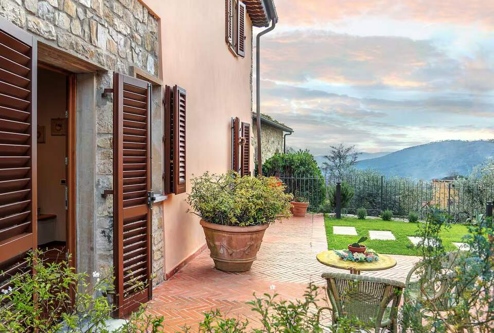 Dimora il Cerro | Tuscan Farmhouse with Panoramic Views - Prato, Italy