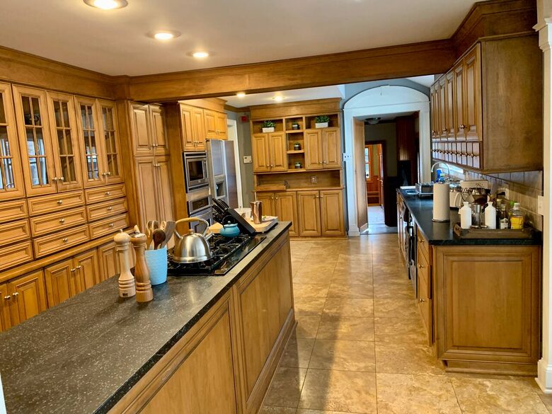 Historic Family Estate with Indoor Hot Tub in Upstate New York - New Berlin, New York
