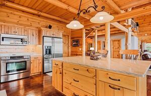 Seven-Acre Mountain Lodge with Long-Range Smoky Views - Maggie Valley, North Carolina