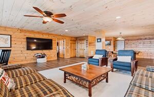 Seven-Acre Mountain Lodge with Long-Range Smoky Views - Maggie Valley, North Carolina