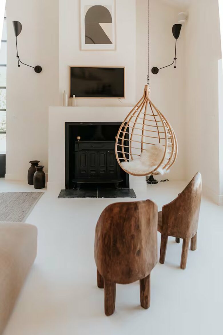 Tranquil Luxury in a Restored Period Barn - Bardou, France