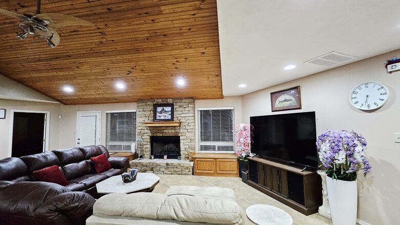 Relaxed Lake Texoma Home with Water Views - Kingston, Oklahoma