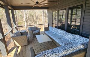Peaceful Lake Martin Retreat with Floating Dock - Alexander City, Alabama