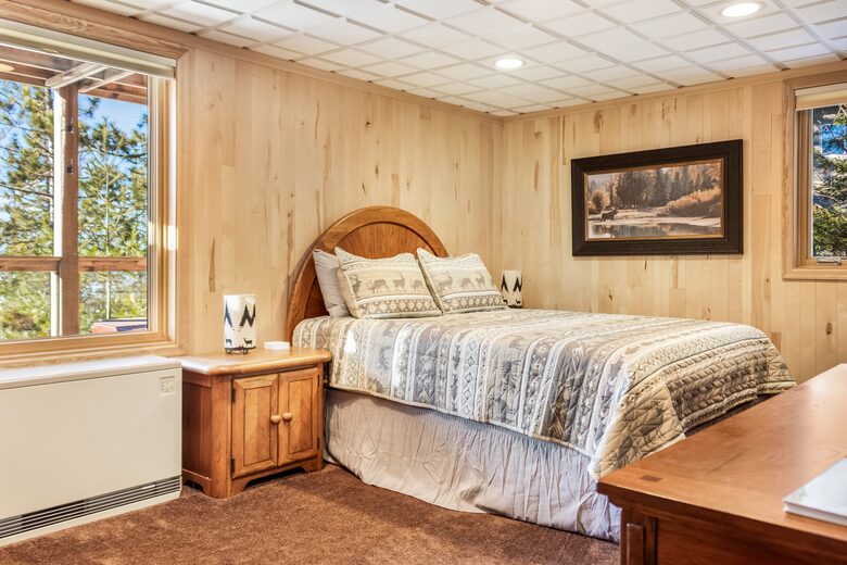 Northwoods Lakefront Retreat on Frazer Bay - Tower, Minnesota