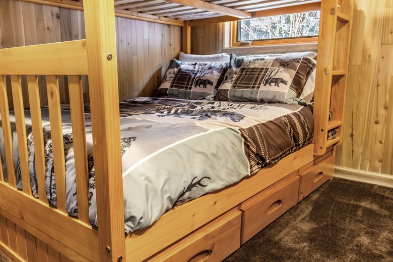 Northwoods Lakefront Retreat on Frazer Bay - Tower, Minnesota